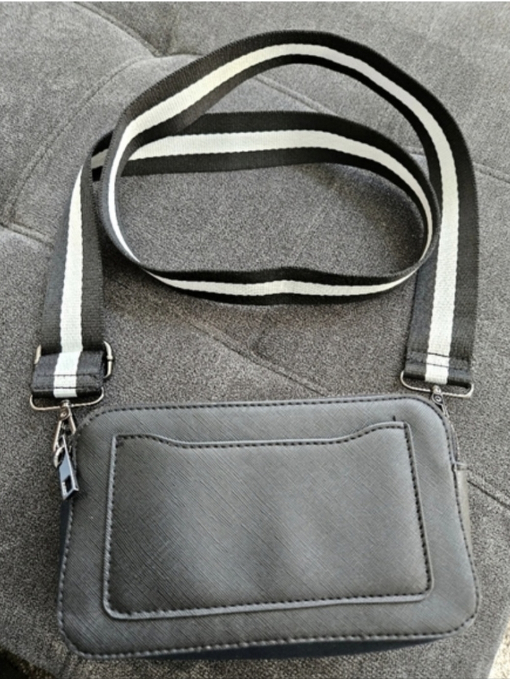 BELT STRAP PURSE. BLACK. NEVER USED. Resembles Small Camera Bag. NWOT